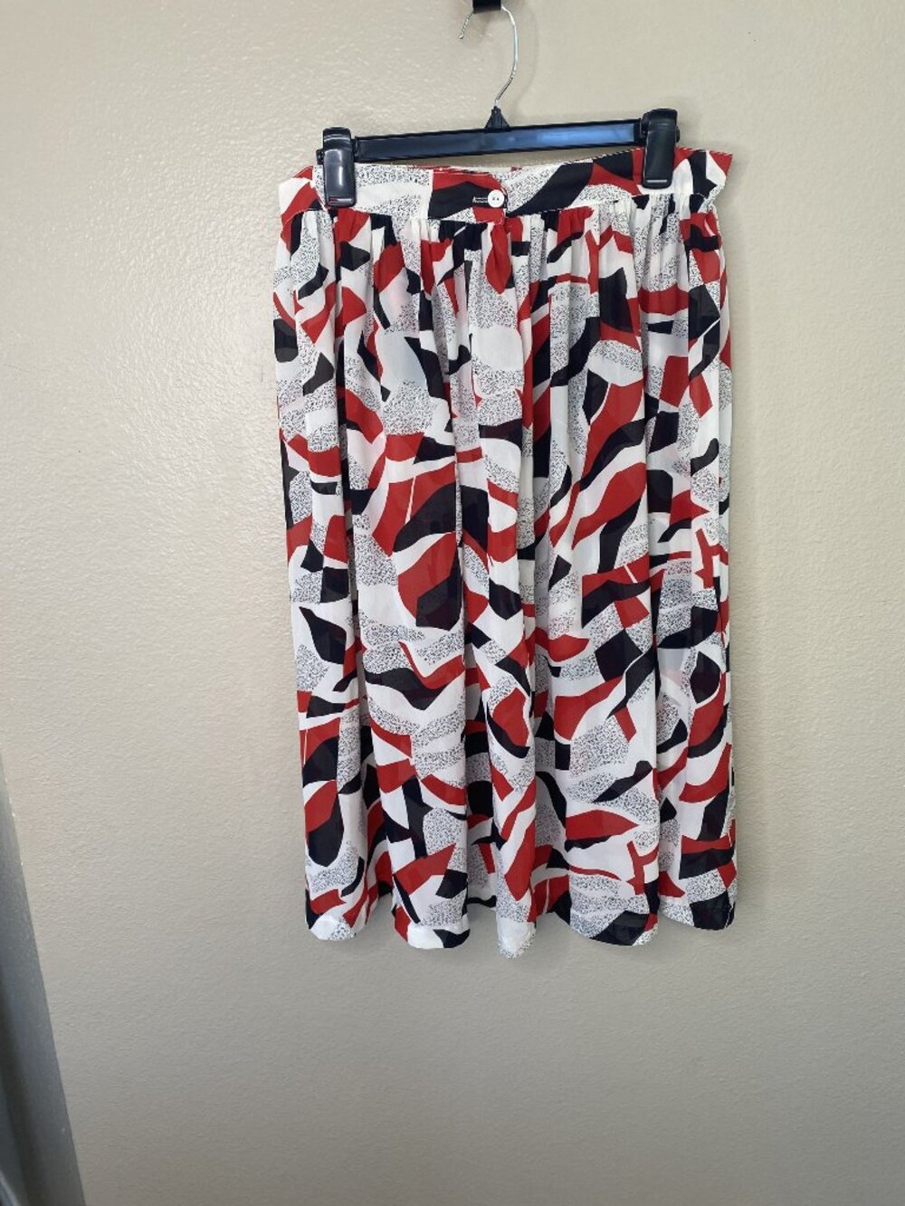 Vintage Contempo Of California Red Black Abstract Pleated Midi Skirt 16 Polyeste